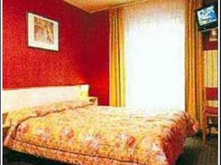 Excelsior Republique Hotel 2*